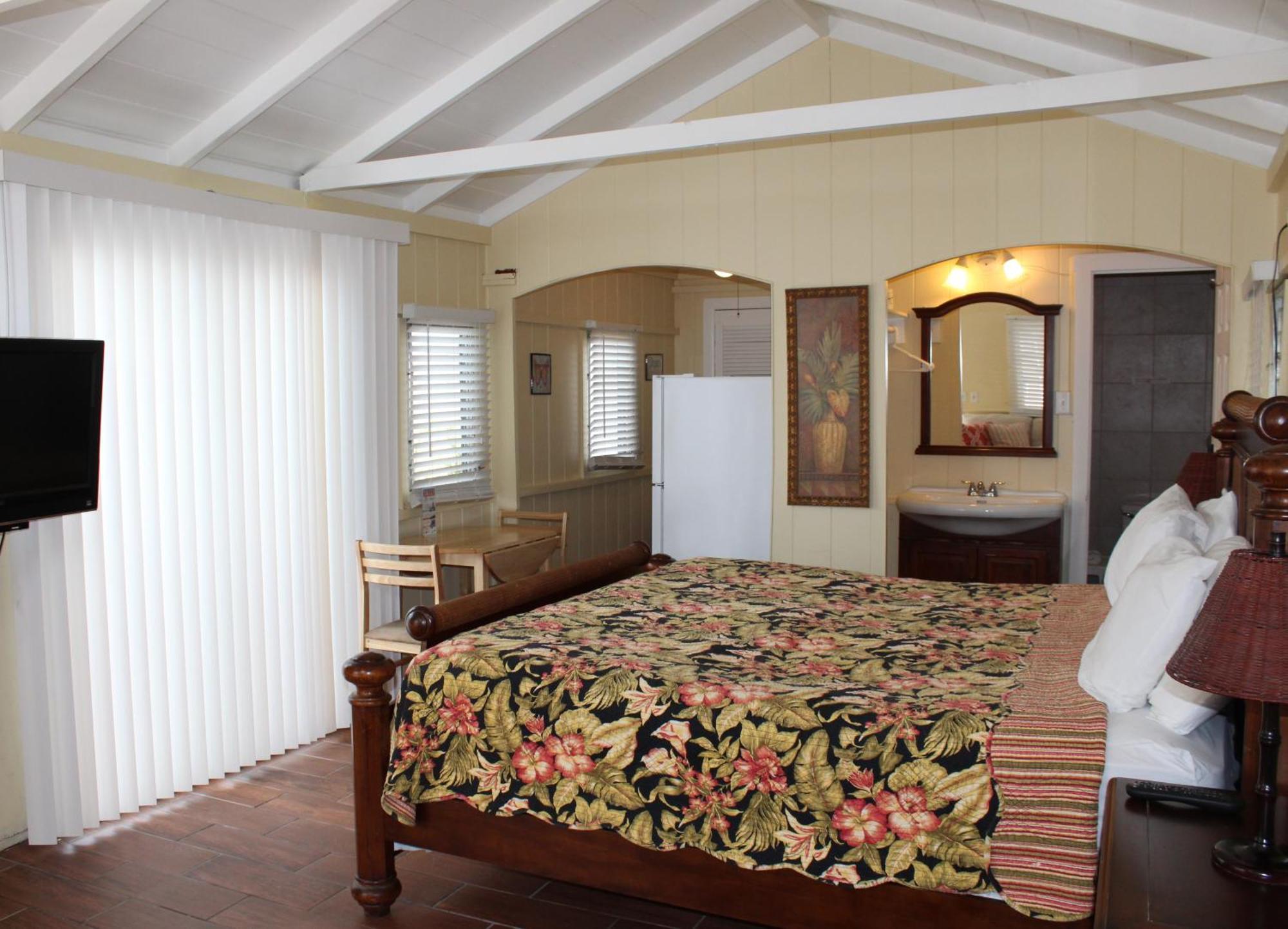 Tropical Cottages Marathon Room photo