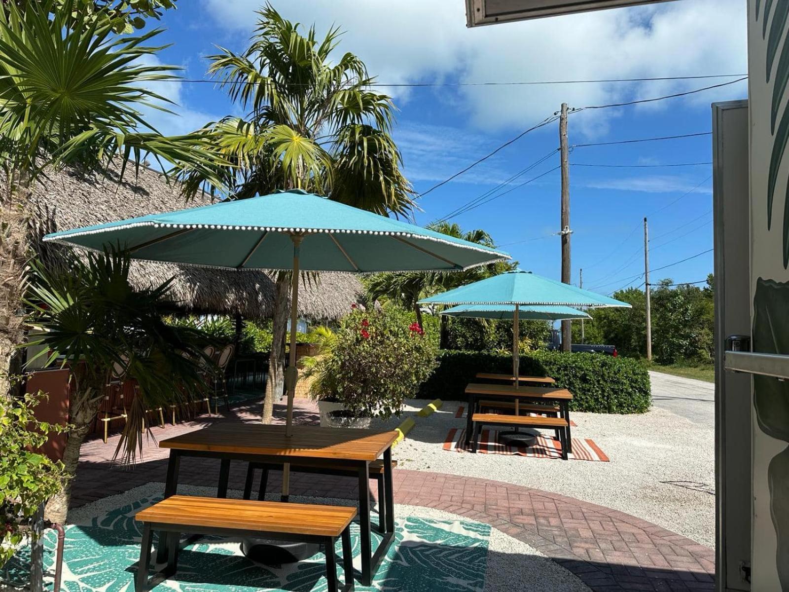 Tropical Cottages Marathon Exterior photo