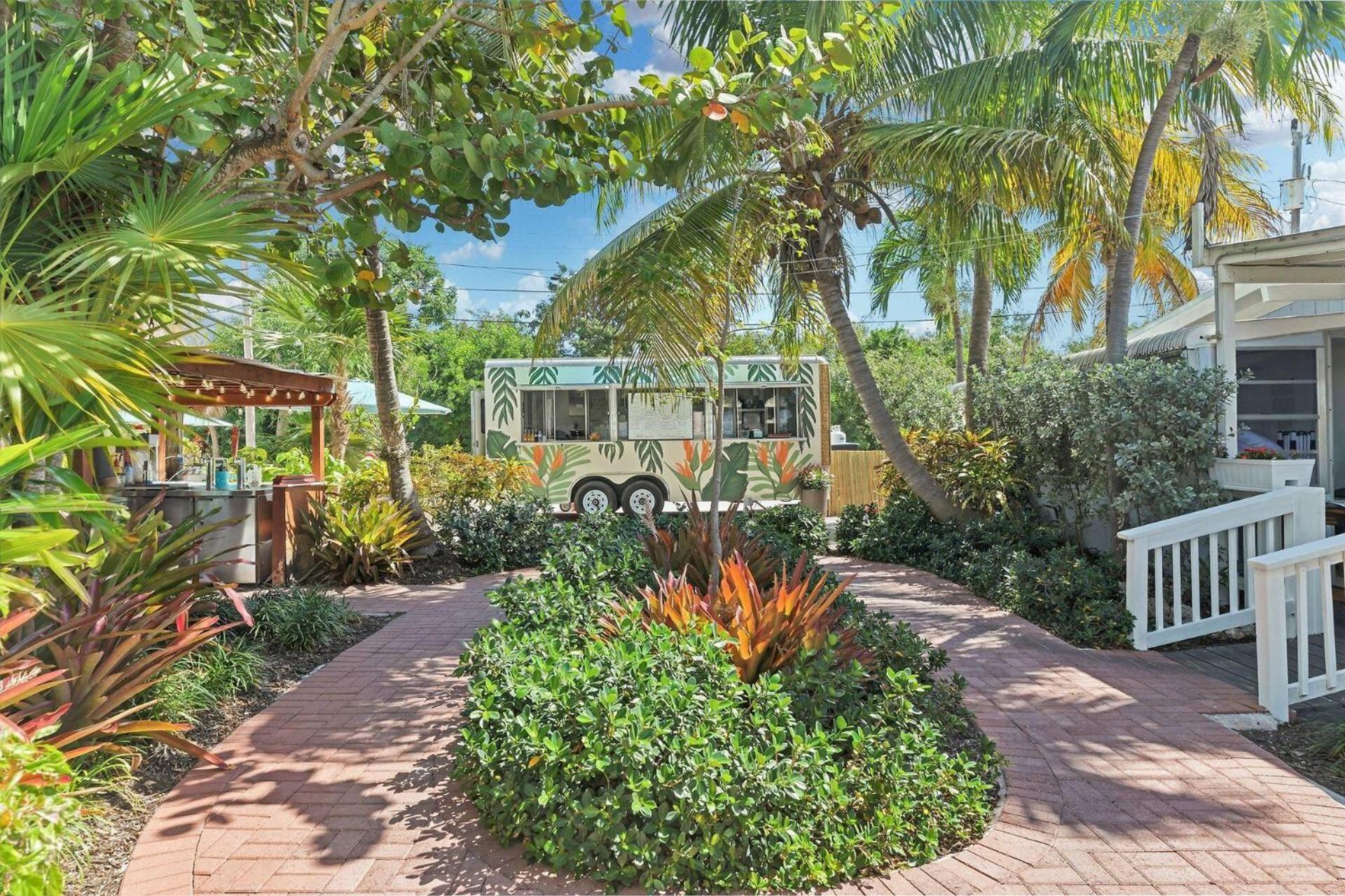 Tropical Cottages Marathon Exterior photo